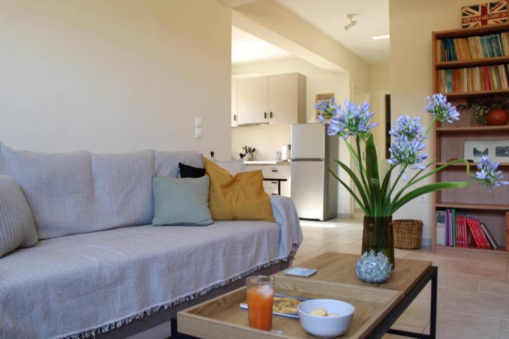 Aretis St Apartment نافبليو المظهر الخارجي الصورة