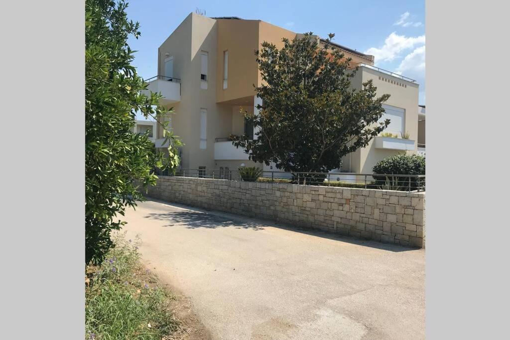 Aretis St Apartment نافبليو المظهر الخارجي الصورة